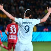 Zlatan Ibrahimovic under LA Galaxys match mot New York Red Bulls.