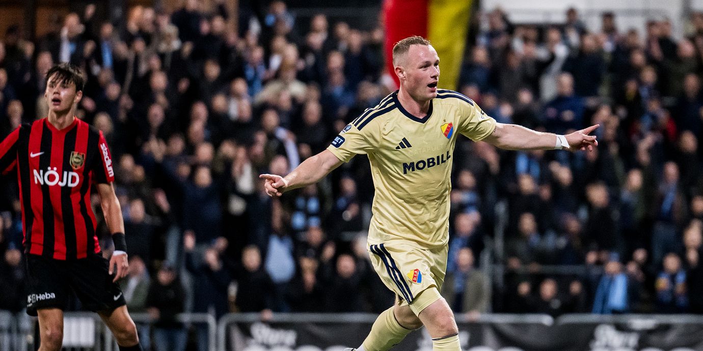 Djurgårdens Kristian Lien jublar efter sitt mål.