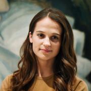 Alicia Vikander. 