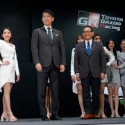 Koji Sato till vänster och Akio Toyoda till höger.