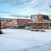 Stortorget och Storsjöteatern i Östersund