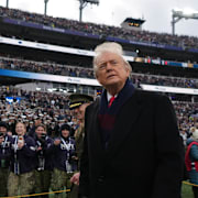 Donald Trump under en amerikansk fotbollsmatch under natten till måndagen. 
