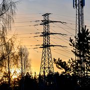 Förra året höjde Eon, Vattenfall och Ellevio elnätsavgifterna för 2026.