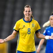 Lotta Schelin spelade tidigare i landsslaget i fotboll.