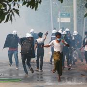 Demonstranter i Mandalay. 