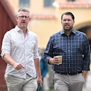 Sverigedemokraternas partiledare Jimmie Åkesson (SD) tillsammans med Linus Bylund (SD).