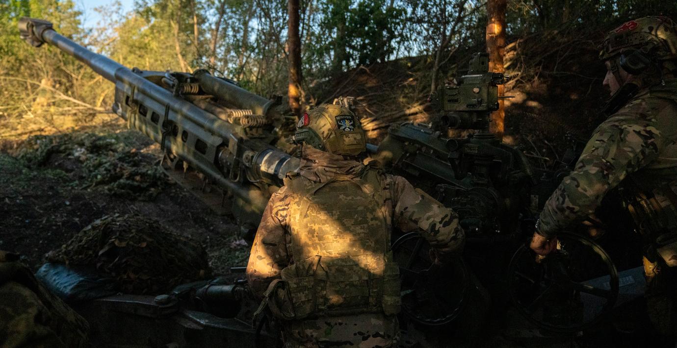 Ukrainska soldater vid fronten.