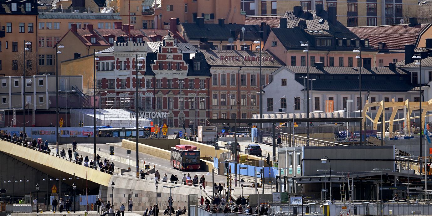Vy mot Slussen och Skeppsbron.