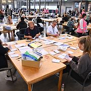 Arkivbild från 2024: Länsstyrelsen i Stockholm inleder sin slutliga rösträkning efter söndagens EU-val. 