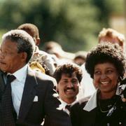 Nelson Mandela och Winnie Mandela efter frigivningen 1990