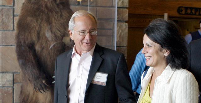 Carmen Reinhart till höger, i samband med en Fed-konferens 2010.  Reed Saxon / Ap