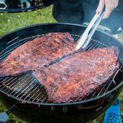 Inget en köttallergiker lägger på grillen.