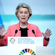 EU-kommissionens ordförande Ursula von der Leyen på havstoppmötet i Nice. 