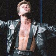 Arkivbild. George Michael under en spelning på Madison Square Garden i New York, 1988.