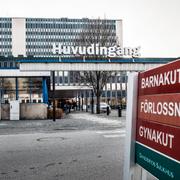 Huvudingången till Danderyds sjukhus