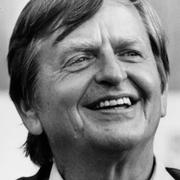 Olof Palme/minnesplatta vid mordplatsen. 