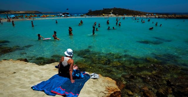 Nissi Beach, Ayia Napa, Cypern. Arkivfoto 13 juni 2014.  Petros Karadjias