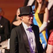 Nvidias medgrundare och vd Jensen Huang utnämns till hedersdoktor vid Linköpings universitet under en ceremoni på lördagseftermiddagen