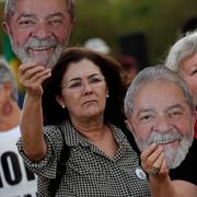 Supportrar till tidigare presidenten Luiz Inacio Lula da Silva.