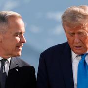 Kanadas premiärminister Mark Carney jämte USA:s president Donald Trump under G7-mötet i juni. 
