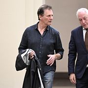 Micke Leijnegard och hans advokat.