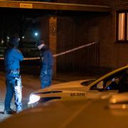 Polisens har spärrat av på Segevång i Malmö med anledning av att en man hittats skjuten till döds. 