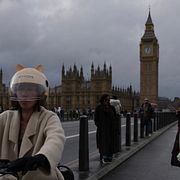 Folkliv intill Big Ben i London, januari 2026.
