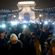 Demonstranter i centrala Budapest.