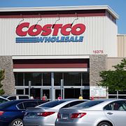 Costco är ett av flera bolag som stämt staten för att få tillbaka tullbetalningar.