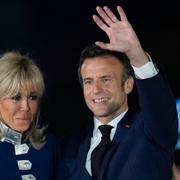 Emmanuel Macron med sin fru Brigitte Macron. 