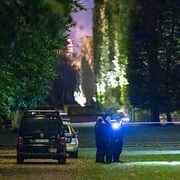 Polis och kriminaltekniker arbetar i Pildammsparken efter falsklarmet den 25 oktober i fjol.