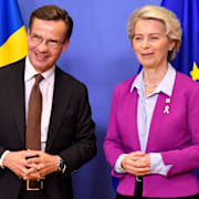 Ulf Kristersson och EU-toppen Ursula von der Leyen.  Geert Vanden Wijngaert / AP
