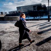 Utrikesminister Maria Malmer Stenergard (M) på väg till utrikesutskottet i riksdagen. Arkivbild.