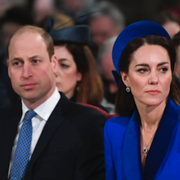 Prins William och Kate möttes av demonstrationer.