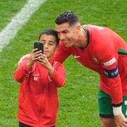 Berat tar en bild med Cristiano Ronaldo.