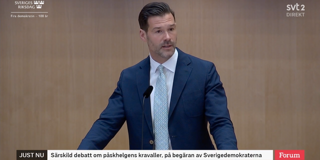 Johan Forssell under debatten Skärmdump SVT