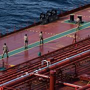 Arkivbild från oktober: Tillslag mot tankern Boracay som misstänks ingå i skuggflottan. 