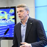 Miljöpartiets språkrör Märta Stenevi (MP) och Per Bolund (MP).