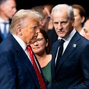USA:s President Donald Trump tillsammans med Norges statsminister Jonas Gahr Støre under North Atlantic Council-sammanträdet för statscheferna under Nato-mötet i Haag i juni.