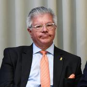 Hans Wallmark (M) och Peter Hultqvist (S) i dag.