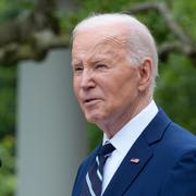 Biden presenterade tullarna utanför Vita huset på tisdagen.