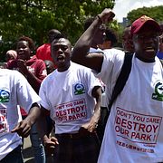 Demonstration mot järnvägsbygget i Nairobi i dag. 