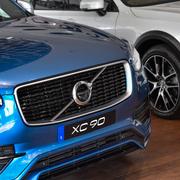 Volvo XC90.