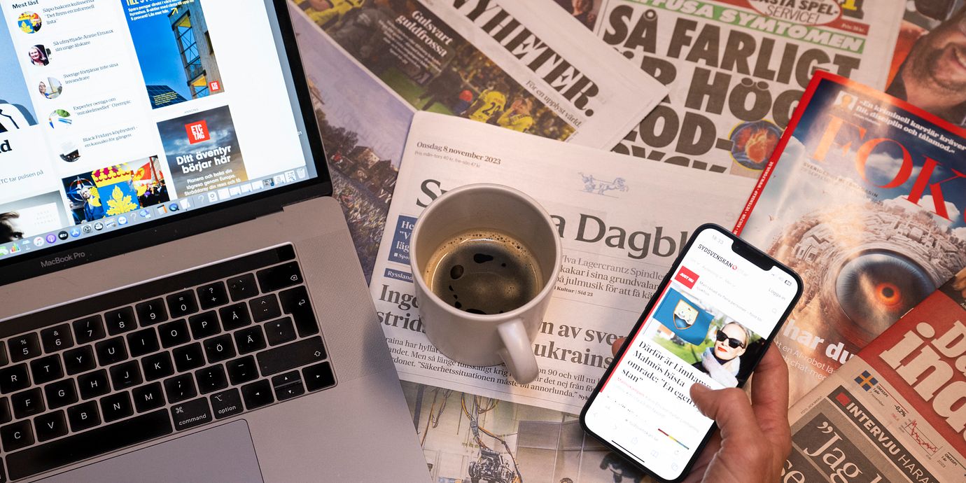 Medier i form av dagstidningar, tidningar och digitala medier.