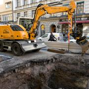 Engcon tillverkar tiltrotatorer för grävmaskiner. 