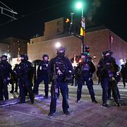 Ice-poliser i Minneapolis tidigare i år.