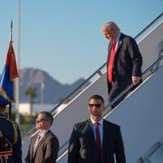 Donald Trump när han anlände till Egypten. 