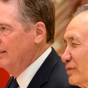 Arkivbild: USA:s handelsrepresentant Robert Lighthizer tillsammans med Kinas vice premiärminister Liu He. 