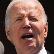 Joe Biden/ Veteraner på Utah Beach i Normandie. 