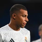 Kylian Mbappe under en uppvärmning tidigare i år.